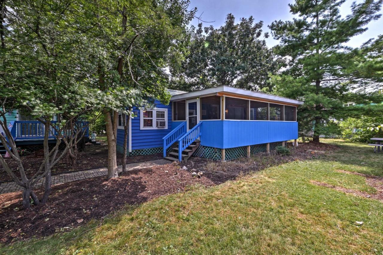 Middle Bass Island Home - Pool And Hot Tub Access! Put-in-Bay Exterior photo